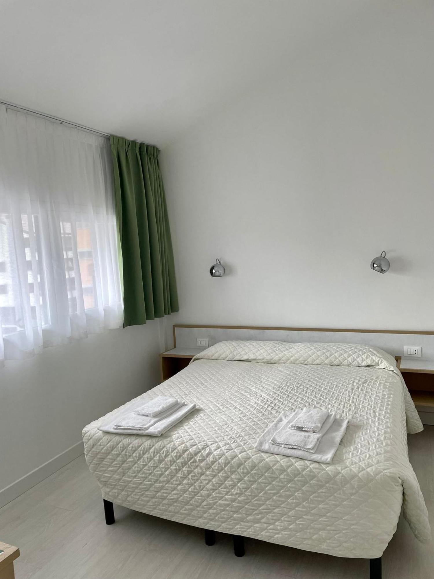 Hotel Giardino Breno Kültér fotó