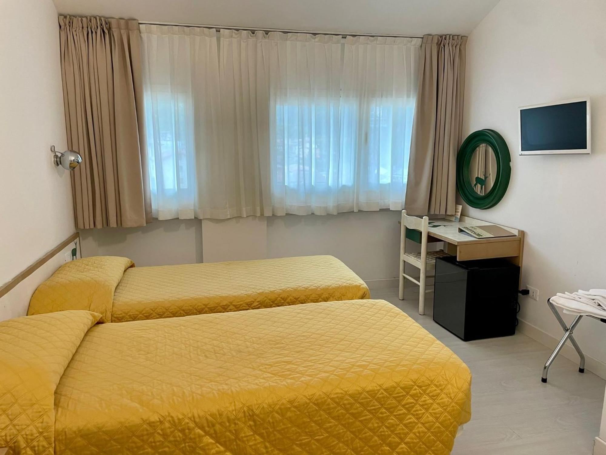 Hotel Giardino Breno Kültér fotó